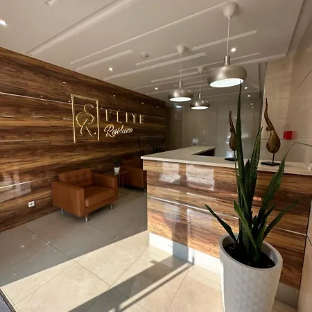 アパート Elite 3b *